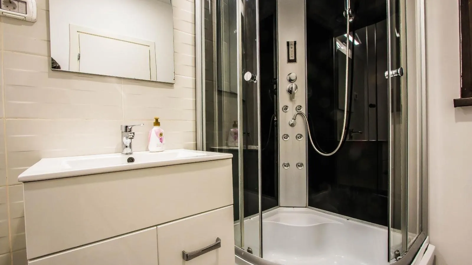 Apartament Rezidential Mihai Bravu 布加勒斯特 0*,  罗马尼亚